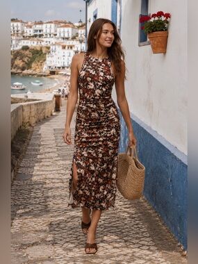 maeve puff-sleeve corset linen midi dress Maeve + Puff-Sleeve Corset Linen Midi Dress